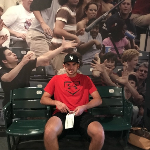 Meet your Posher, Chris - Picture 1 of 1